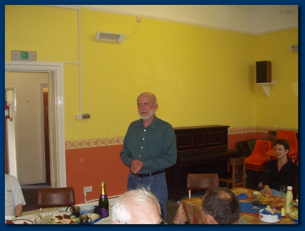 600x449 pixels (92K)